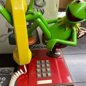 Kermit the frog phone